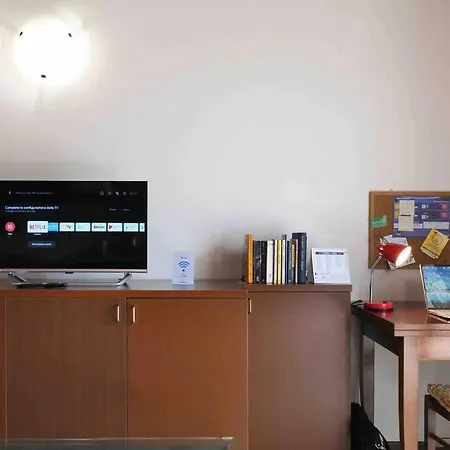 Appartamento Bifocale In Centro Storico Check In 24h Fast Wi-fi Bus 500m *