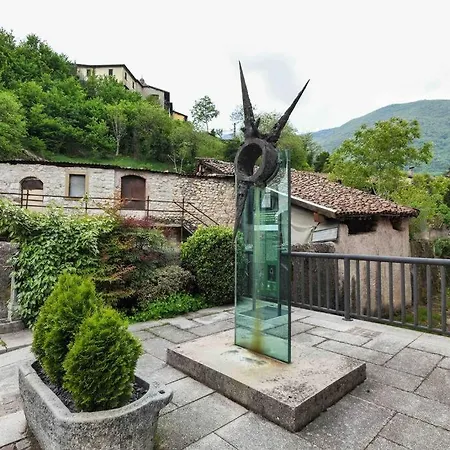 Appartamento Bifocale In Centro Storico Check In 24h Fast Wi-fi Bus 500m Borgo di Terzo